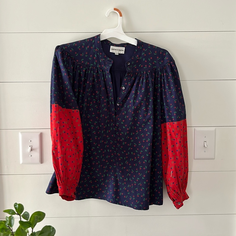 Anton Batik top XS NWOT and never worn